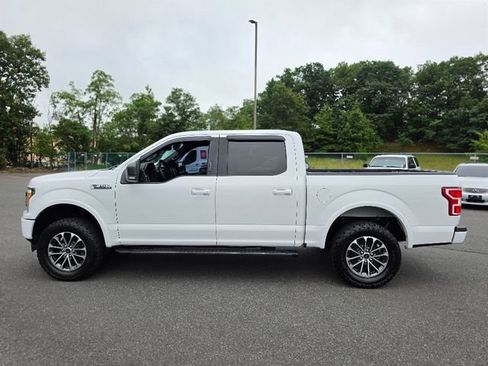 Used 2018 Ford F150 XLT w/ Equipment Group 302A Luxury AWD/4WD image 4