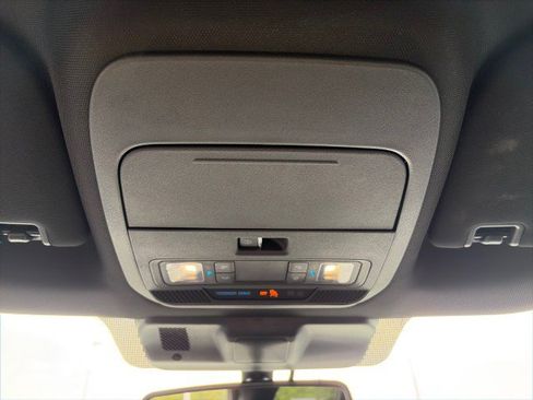 Used 2022 Ford F150 XLT w/ Equipment Group 302A High AWD/4WD image 19