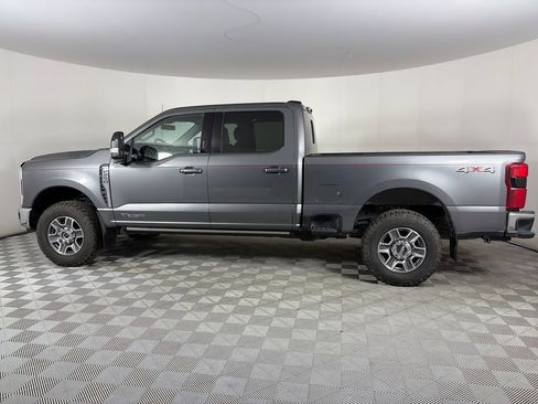 Used 2024 Ford F250 Lariat AWD/4WD image 4