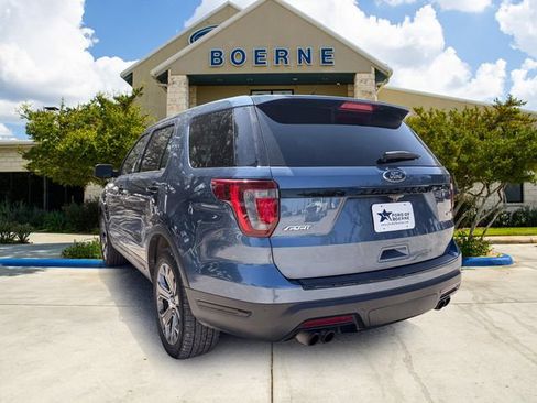 Used 2018 Ford Explorer Sport w/ Equipment Group 401A AWD/4WD image 3