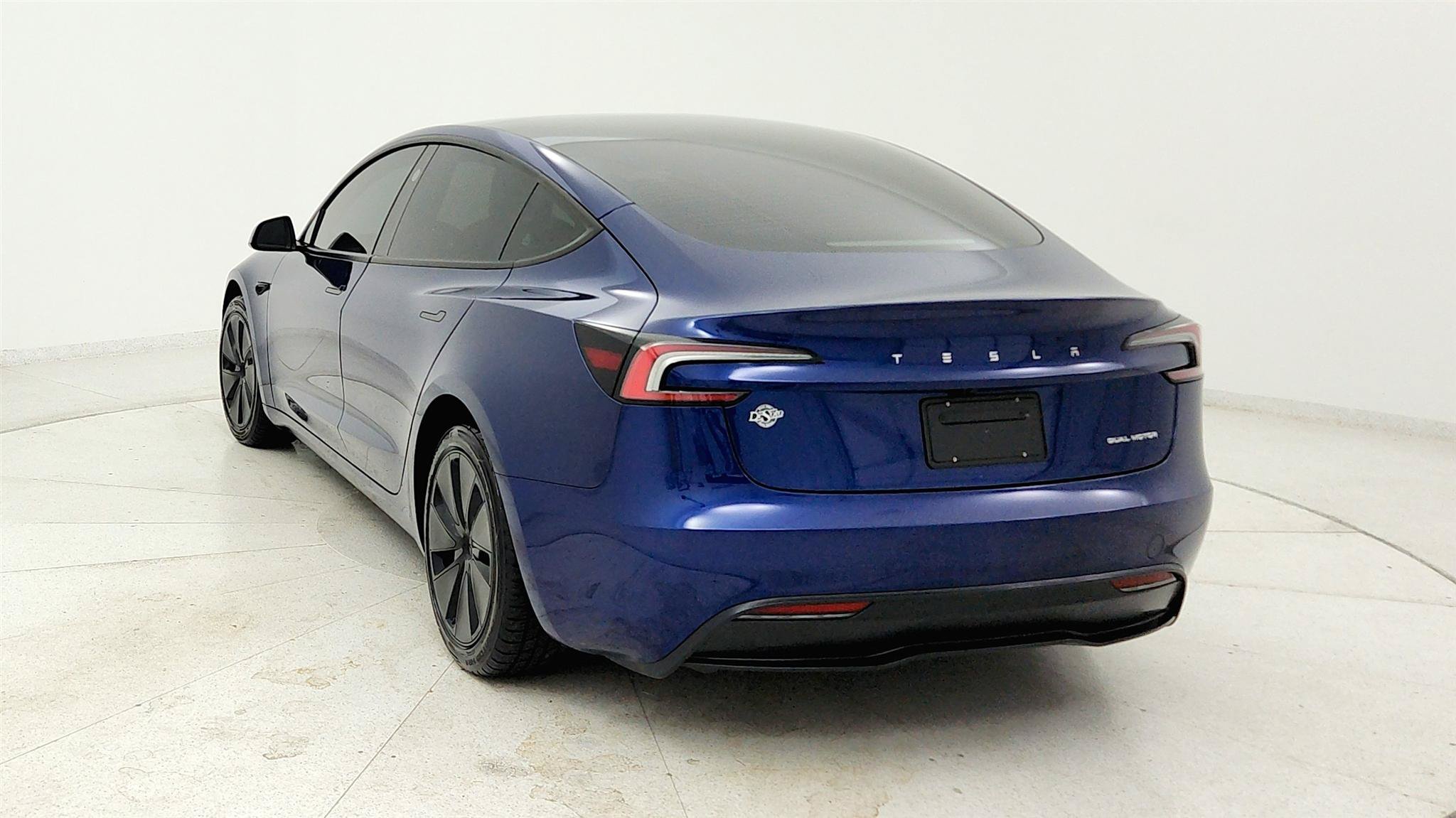 Used 2024 Tesla Model 3 Long Range AWD/4WD image 4