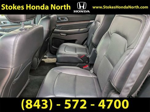 Used 2017 Ford Explorer Limited w/ Equipment Group 301A FWD image 17