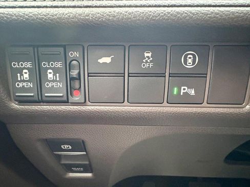 Used 2024 Honda Odyssey Elite image 26