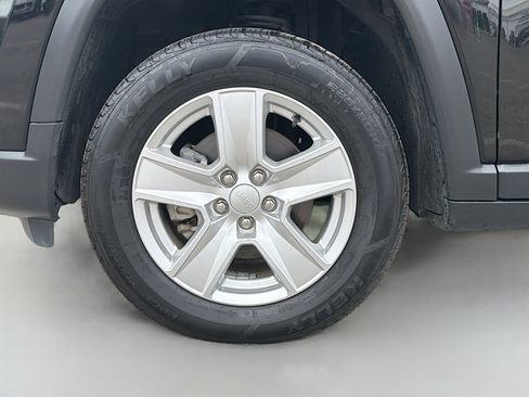 Used 2022 Jeep Compass Latitude w/ Convenience Group image 40