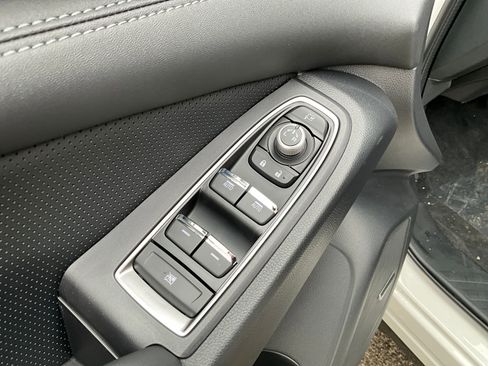 New 2026 Subaru Ascent Limited image 11