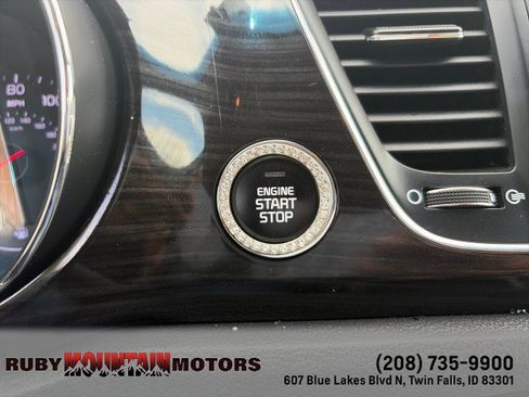 Used 2020 Kia Sedona SX FWD image 15