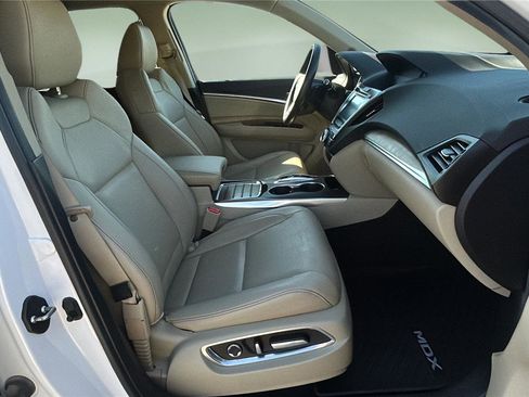 Used 2020 Acura MDX w/Technology Pkg image 11