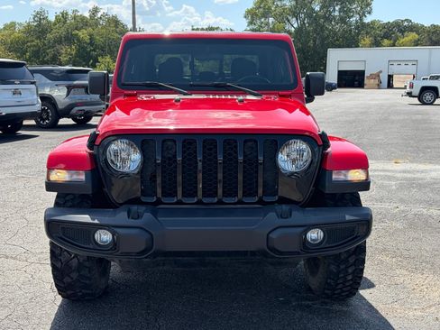 Used 2021 Jeep Gladiator Sport AWD/4WD image 14