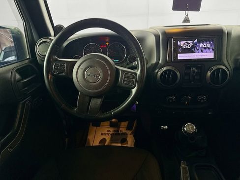 Used 2014 Jeep Wrangler Unlimited Sport w/ Quick Order Package 23S AWD/4WD image 25