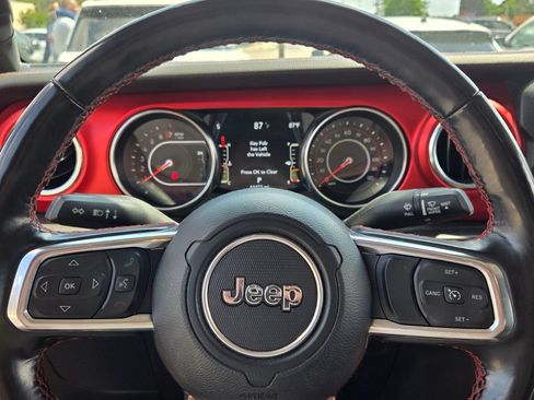 Used 2021 Jeep Gladiator Rubicon w/ Dual Top Group AWD/4WD image 24