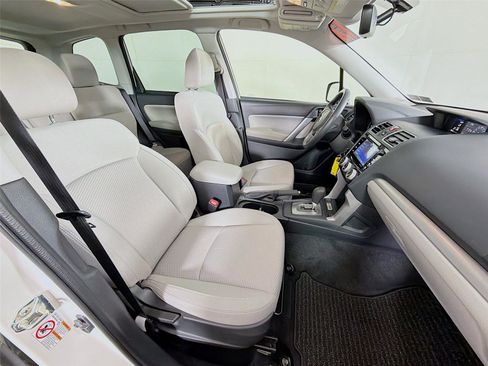 Used 2018 Subaru Forester 2.5i Premium AWD/4WD image 27