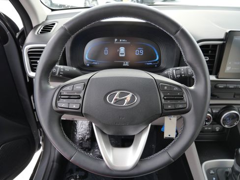Certified 2023 Hyundai Venue SEL w/ Cargo Package image 26