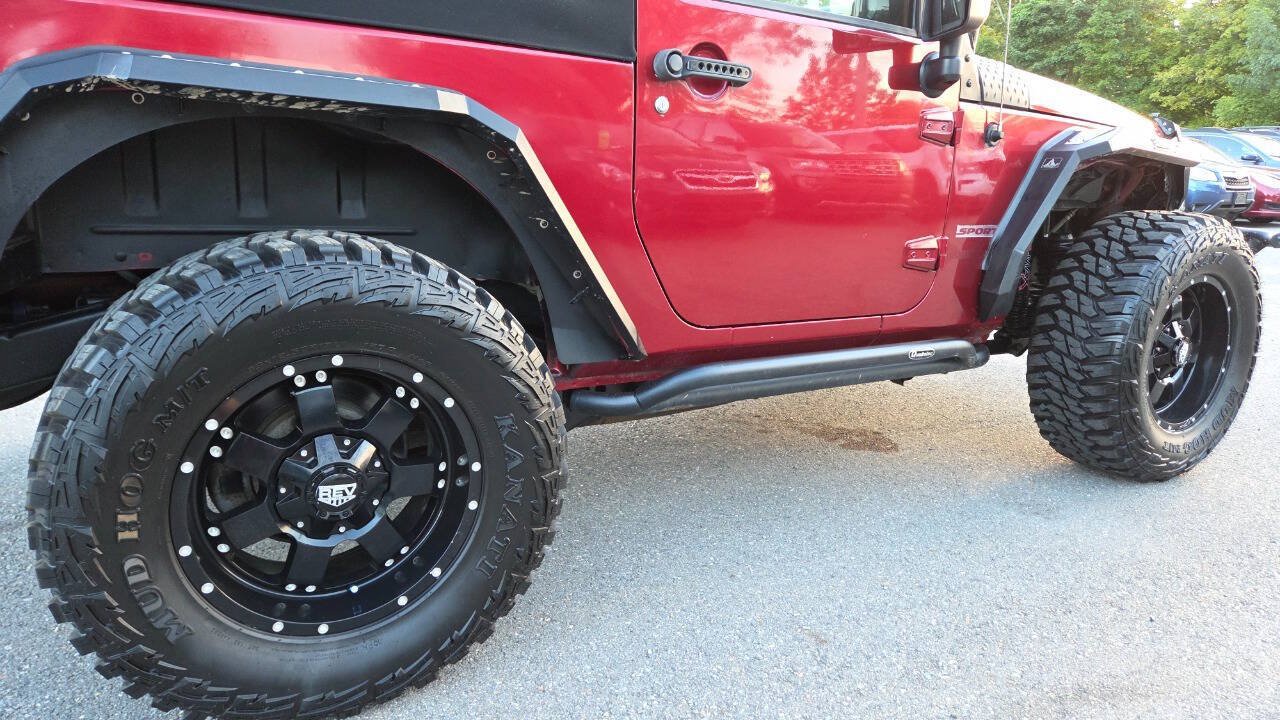Used 2013 Jeep Wrangler Sport w/ Connectivity Group AWD/4WD image 18