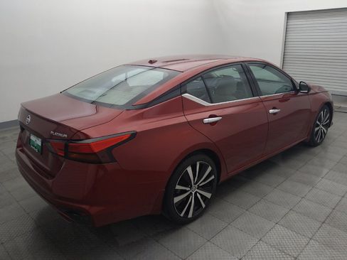 Used 2020 Nissan Altima 2.5 Platinum FWD image 9