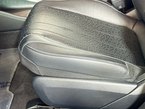 Certified 2024 Mercedes-Benz EQS 580 4MATIC Sedan image 18