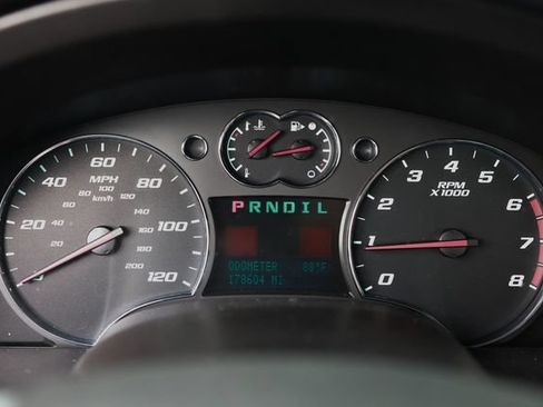 Used 2007 Chevrolet Equinox LS FWD image 30