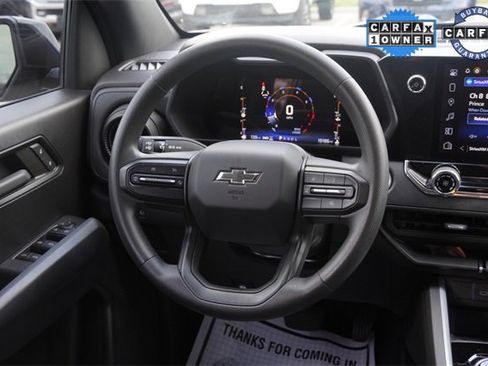 Used 2023 Chevrolet Colorado Trail Boss w/ Technology Package image 14