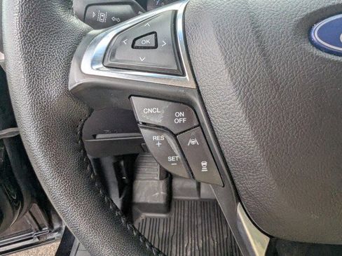 Used 2020 Ford Edge SEL AWD/4WD image 14