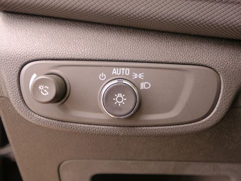 Used 2025 Chevrolet TrailBlazer LT image 36