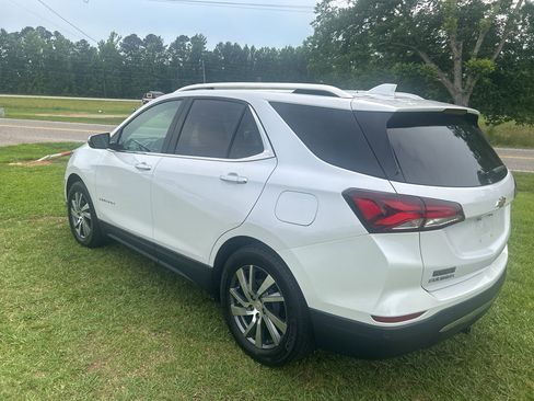 Used 2023 Chevrolet Equinox Premier FWD image 8