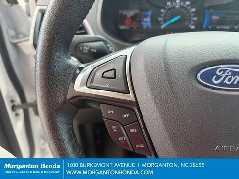 Used 2024 Ford Edge SEL AWD/4WD image 19