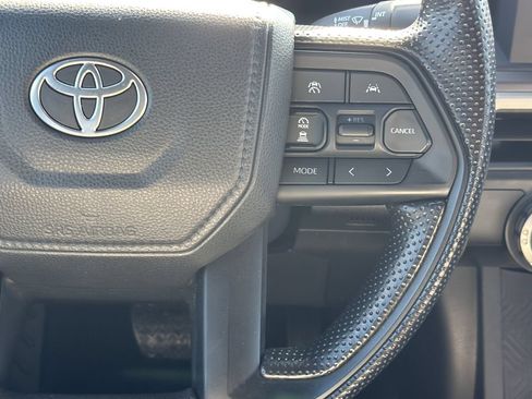 Used 2025 Toyota Tacoma SR5 RWD image 15