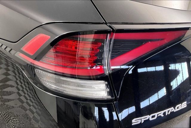 Certified 2024 Kia Sportage X-Line w/ X-Line Premium Package AWD/4WD image 22