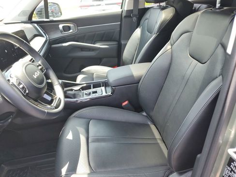 Used 2024 Kia Sorento SX AWD/4WD image 18