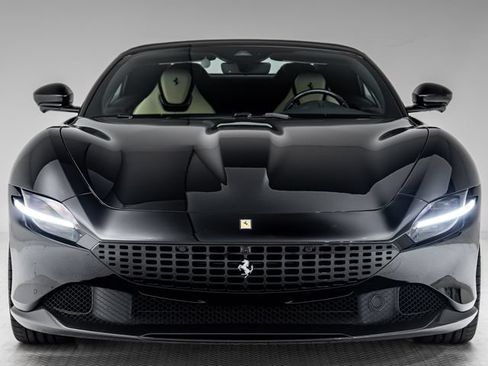 Used 2026 Ferrari Roma Spider RWD image 35