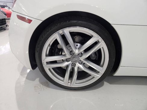 Used 2015 Audi R8 V8 image 39