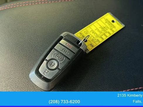 Used 2022 Ford Edge ST-Line w/ Cold Weather Package image 48