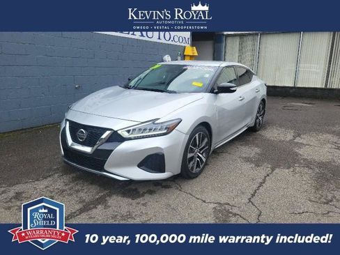 Used 2020 Nissan Maxima 3.5 SV w/ Floor Mat Group FWD image 2