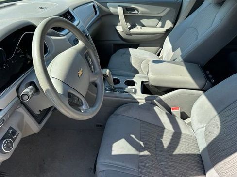 Used 2015 Chevrolet Traverse LS FWD image 7