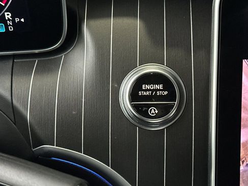 Certified 2023 Mercedes-Benz C 300 Sedan image 22