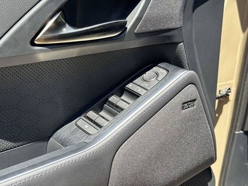 Certified 2025 Lexus GX 550 AWD/4WD image 11