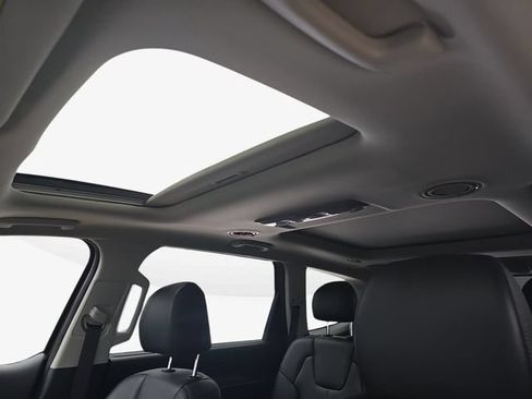 Used 2022 Kia Telluride SX FWD image 29