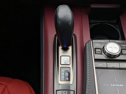 Used 2018 Lexus LC 500 Coupe w/ Sport Package image 16