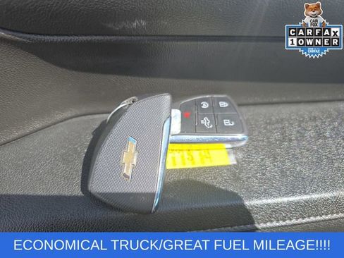 Used 2023 Chevrolet Silverado 1500 LT AWD/4WD image 30