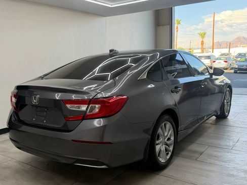 Used 2018 Honda Accord LX image 10