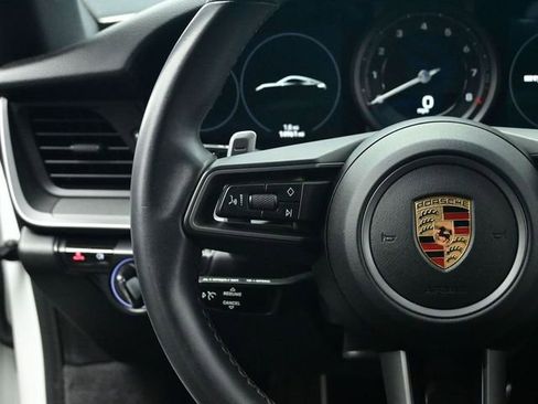 Used 2020 Porsche 911 Carrera 4S AWD/4WD image 40