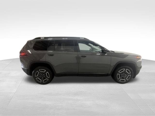 New 2027 Jeep Cherokee Laredo AWD/4WD image 5