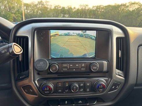Used 2018 Chevrolet Silverado 1500 LT w/ All Star Edition AWD/4WD image 18
