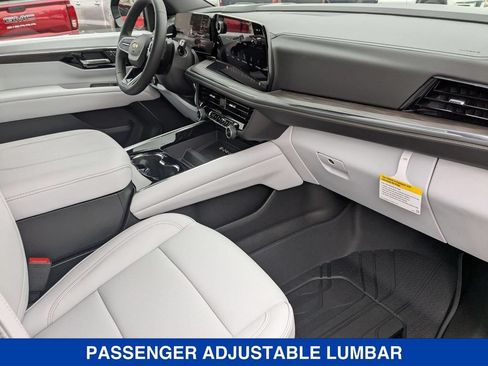 New 2026 Chevrolet Suburban Premier w/ Sun And Tow Package AWD/4WD image 48