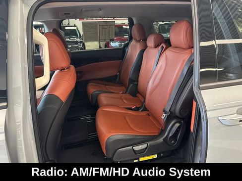 Used 2024 Kia Carnival SX FWD image 5