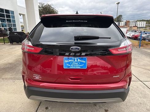Used 2024 Ford Edge SEL w/ Convenience Package image 6