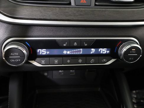 Used 2023 Nissan Altima 2.5 SL FWD image 51
