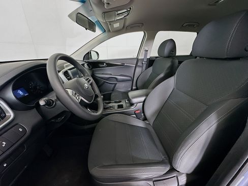 Used 2020 Kia Sorento LX FWD image 13