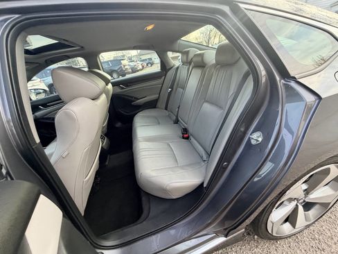 Used 2018 Honda Accord Touring image 47