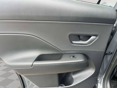 Used 2026 Hyundai Kona SEL Premium AWD/4WD image 12