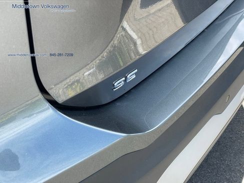 Certified 2025 Volkswagen Tiguan SE AWD/4WD image 31